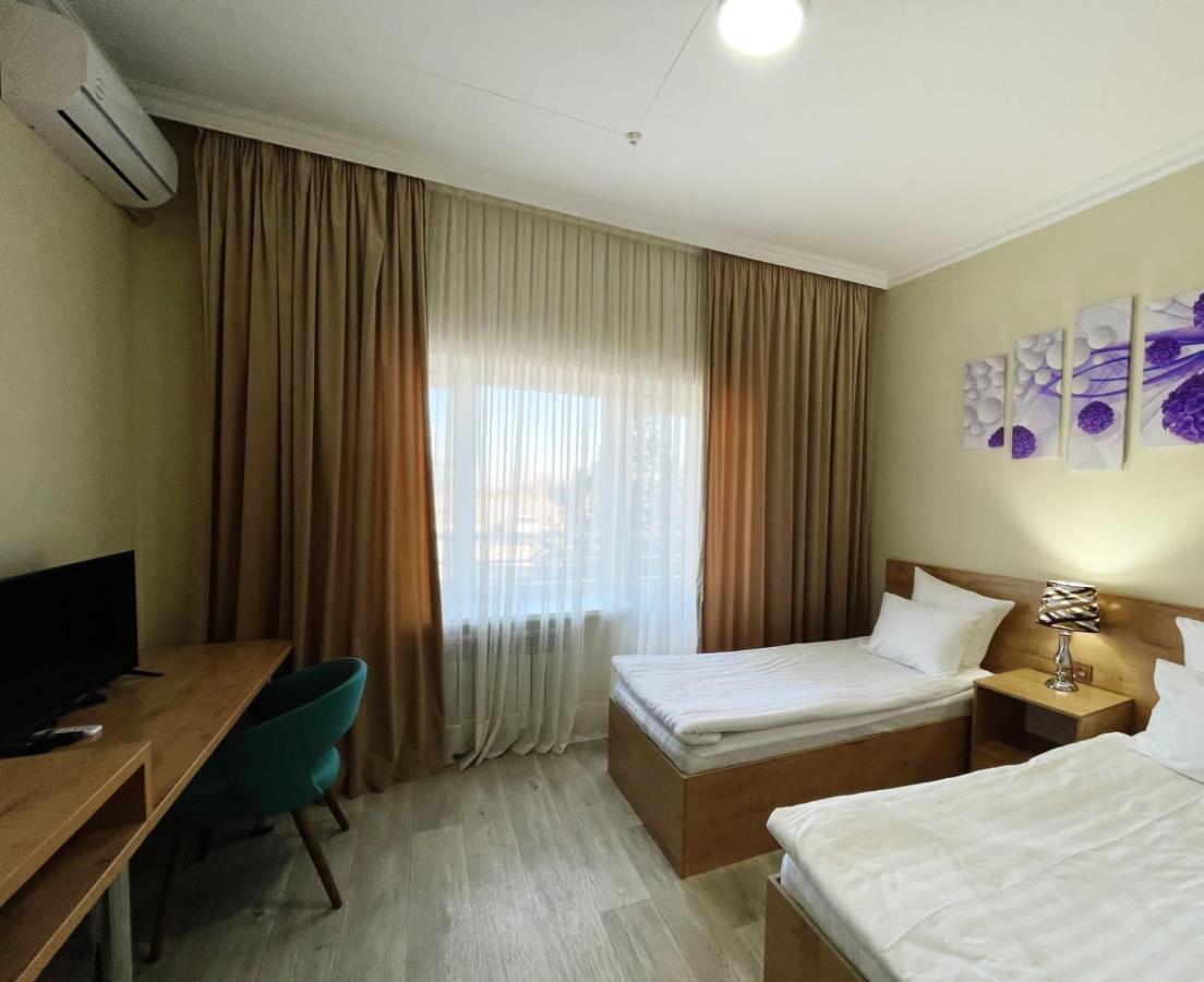 Aktau Airport Hotel Zewnętrze zdjęcie